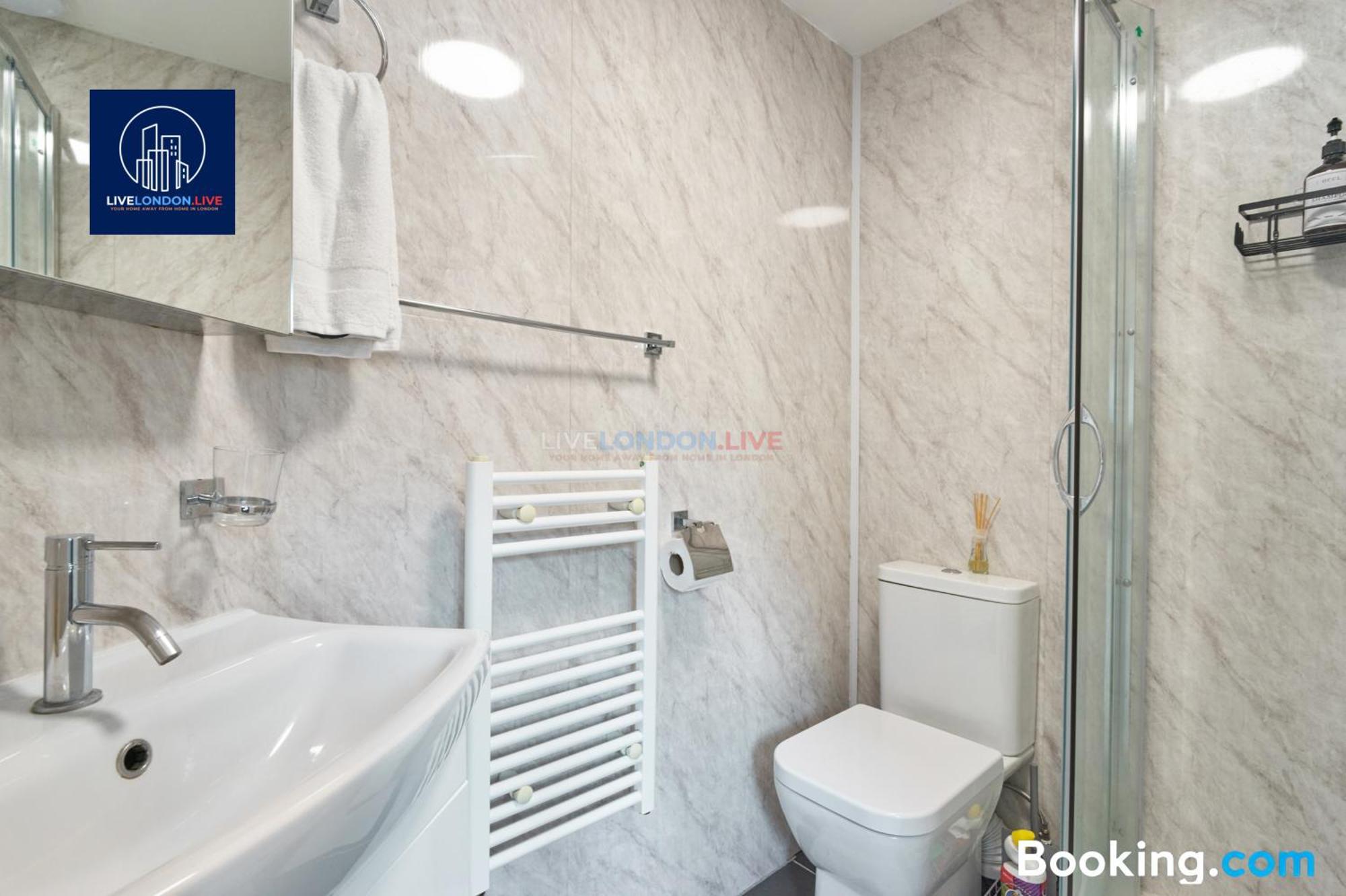 Last-Minute Specials L Sleeps Up To 4 Guests L One-Bedroom Apartment With King Bed And High Ceilings Near Camden By Live London Short Lets & Serviced Accommodation Exterior foto